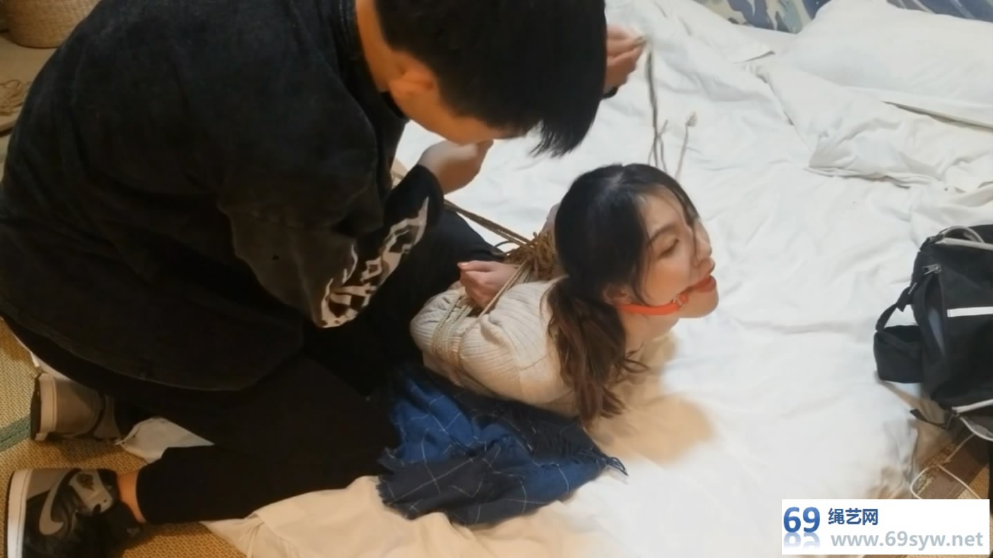  真美女！奥特曼也很酷：新模 莞尔极限后手观音驷马口球_/63分钟