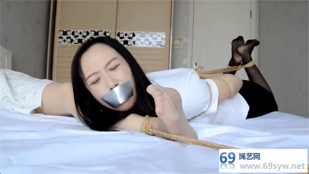 得意客剧情_蒙面客 上 吴晗文清 双女丝袜劫持/19分钟