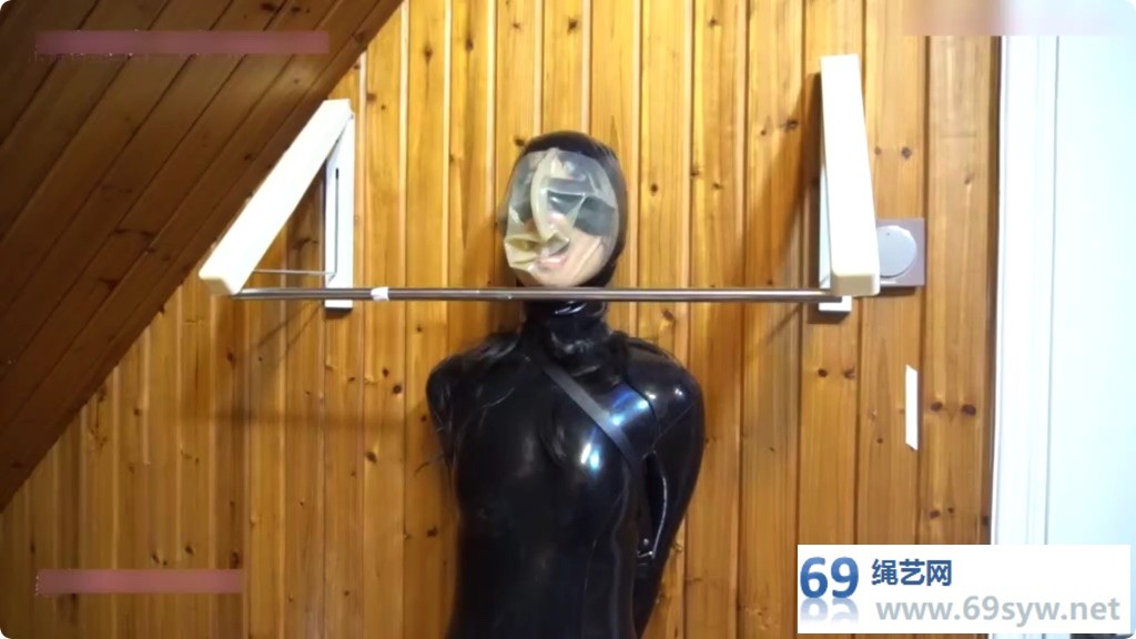 硬核乳胶play 小萌同学 乳胶衣latex2，口水收集呼吸控制/25分钟