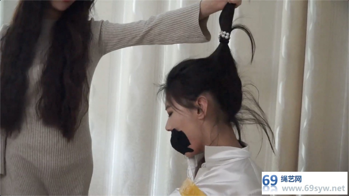 逍遥剧情_胶带捆绑 各种堵嘴 内裤包头 邢嘉妮and李雯/32分钟