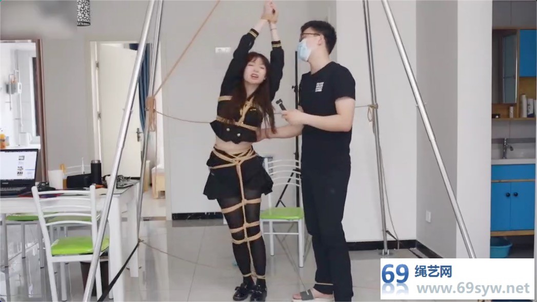 心悦艺束_筱筱人柱型紧缚TK/35分钟