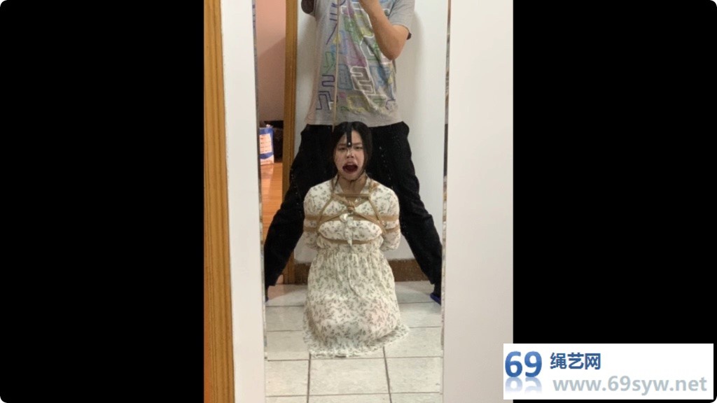 玩奴 厕所虐颜T教 强制张口喷射/14分钟