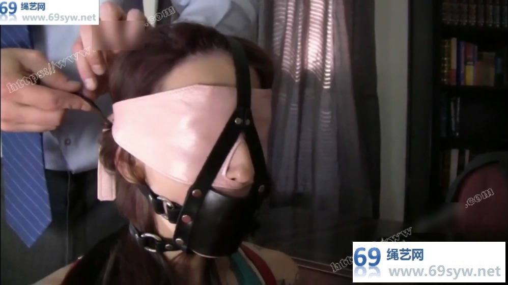  乳胶办公室 rubber office latex pony 秘书的新玩具/13分钟