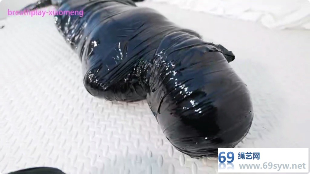 小萌同学 木乃伊全包记录 2  绝对的紧致！全身龟甲捆绑胶带/24分钟