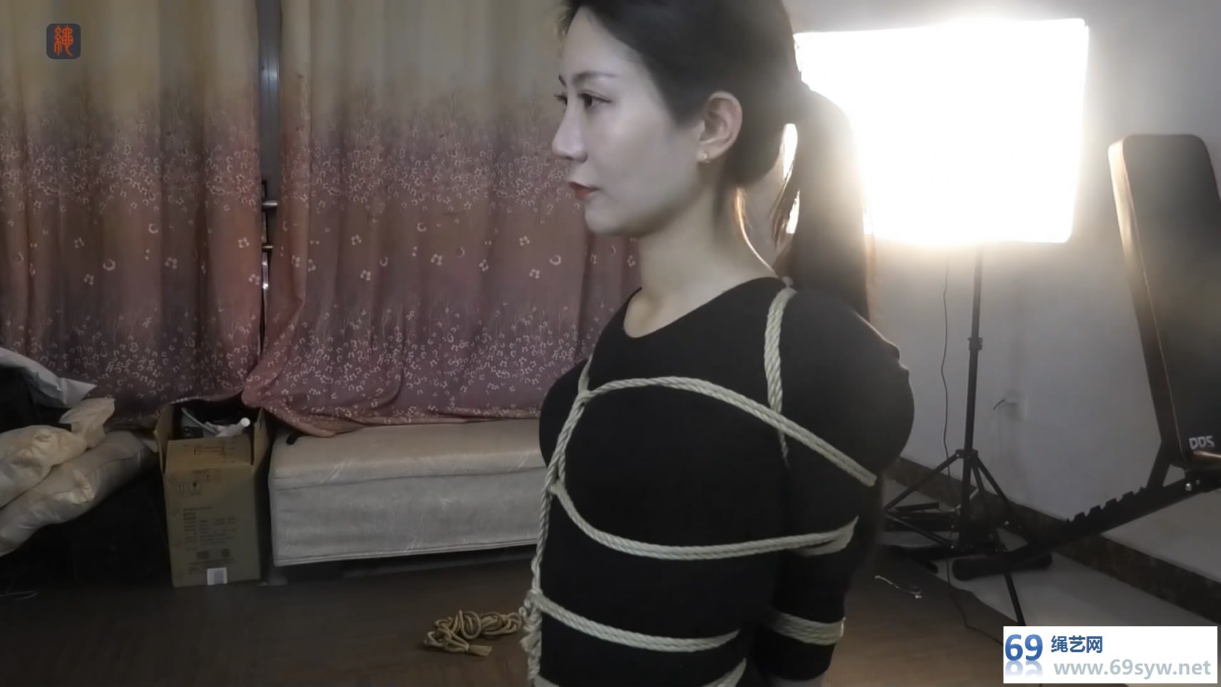  绳之韵_新人俏俏试镜 上集 欧式直臂驷马 知性气质美人/36分钟