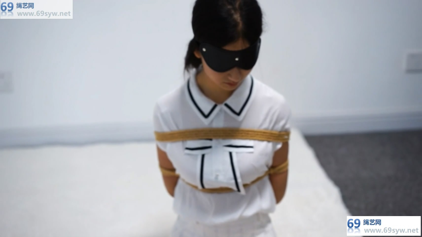 网盘  多多洛绳艺摄影_身材超好的美少女2 小欣主演/18分钟/4积分
