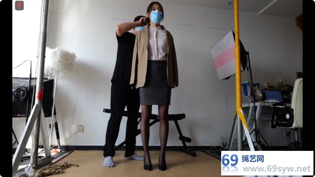 绳之韵 瑾瑜户外束缚1 完美的装备 捆绑外出的强作镇定/33分钟