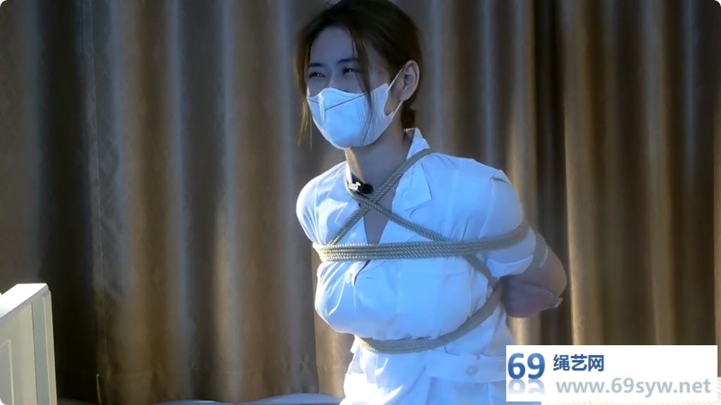 探花郎 妞妞 俏丽护士长的小癖好：高跟美足股绳T教/28分钟