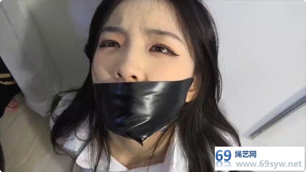 美束影画 姗姗 小狐狸 菜鸟刑讯师与美女怪盗02/18分钟