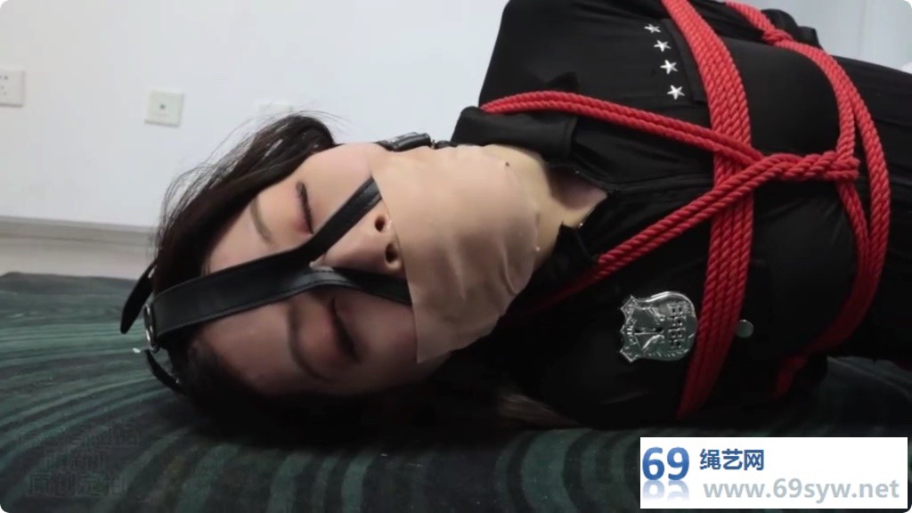 逍遥剧情 BD无限公司 探员蒋思琪 棉袜包手 马具口球/25分钟