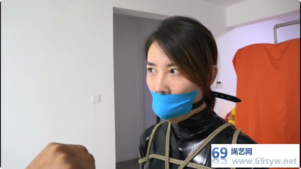 逍遥剧情 女搜查微电影之黑影的狙击 超多层蒙堵到窒息/63分钟