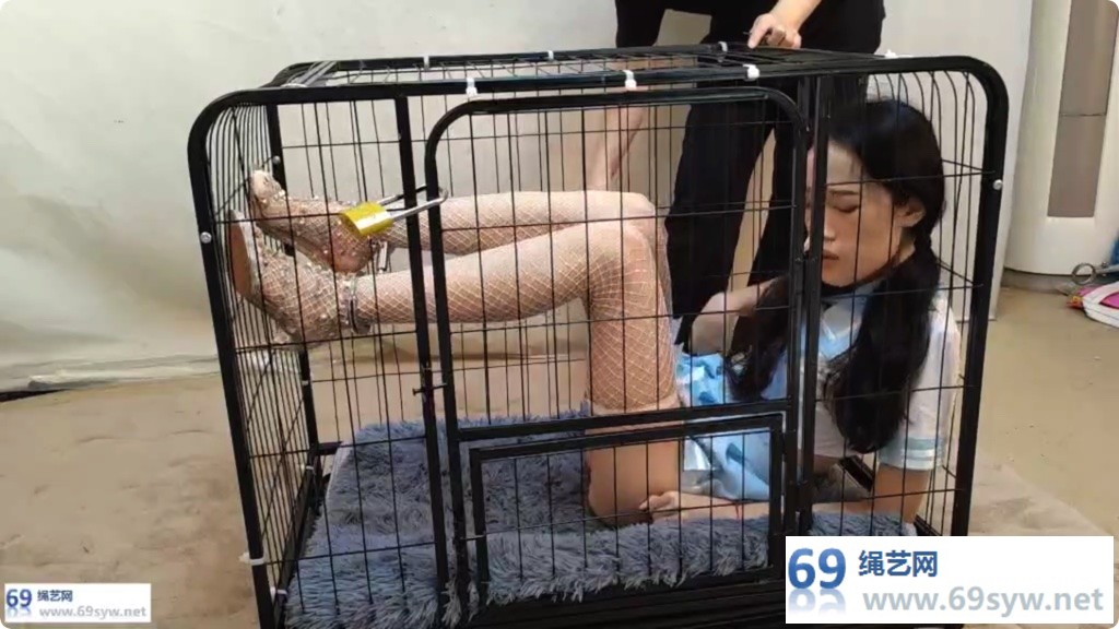 随心 雅熙 笼子里的小学妹 华伦天奴/28分钟