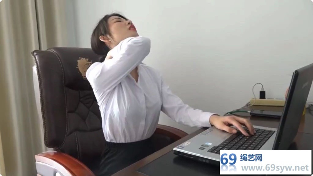 逍遥剧情 柳洋 糟了！我成赠品了！01/18分钟