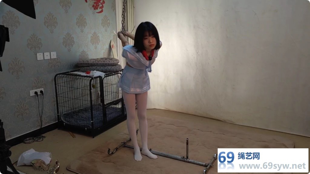 随心 白丝美腿妍妍 学妹跪趴器/19分钟