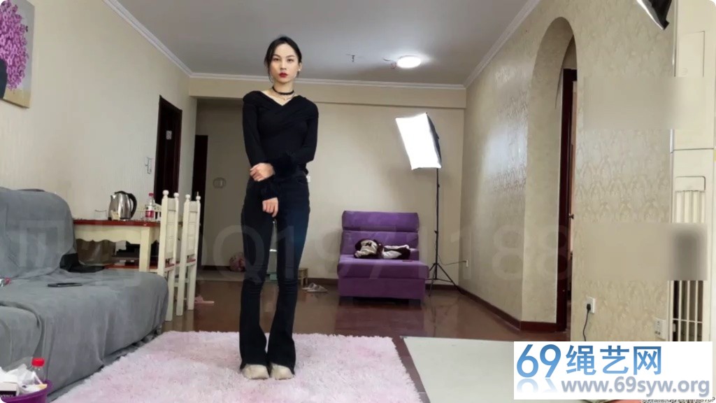 贝特 素人常服黑丝捆足驷马 好身材/54分钟