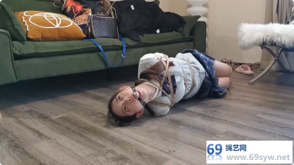奥特曼 可爱美人珊珊 驷马放置 金属口球/37分钟