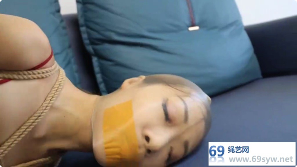 得意客诺米 女友的特殊爱好01 恋物紧身奴隶套装/9分钟