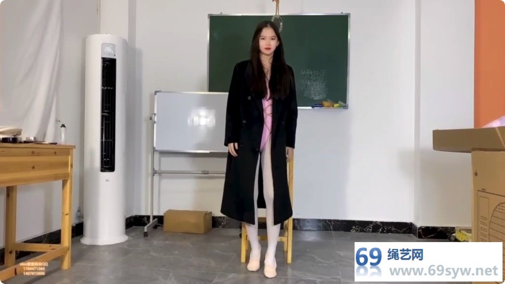 素素 户外羞耻T教 体操服龟甲镣铐外出惩罚超市购物/35分钟