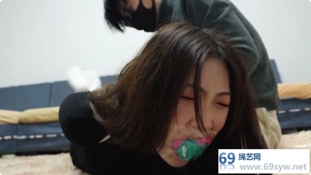 得意客剧情 失手的女贼 原味棉袜堵嘴/64分钟