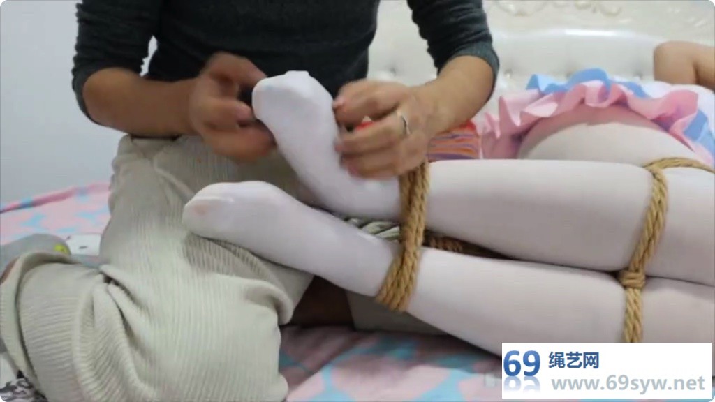 得意客 老板与秘书03 女仆装TK挠脚心解缚/19分钟