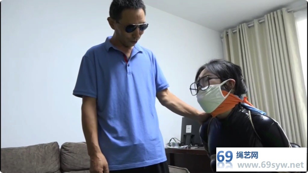 逍遥剧情 女搜查微电影之黑影的狙击 超多层蒙堵到窒息/63分钟