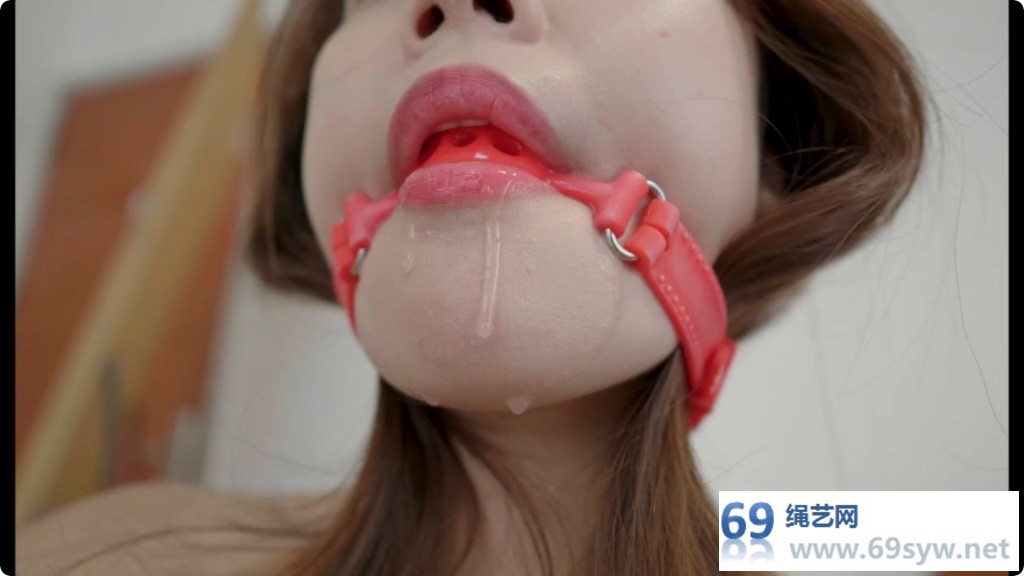 4K 剧情向 后手并腿紧缚+沙发上M腿缚 连衣裙白丝袜高跟勒嘴/26分钟