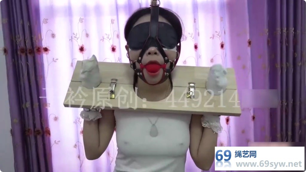 子衿 妍如真空 脚底放豆子 电击股链 马具口球 木枷棉袜包手/77分钟