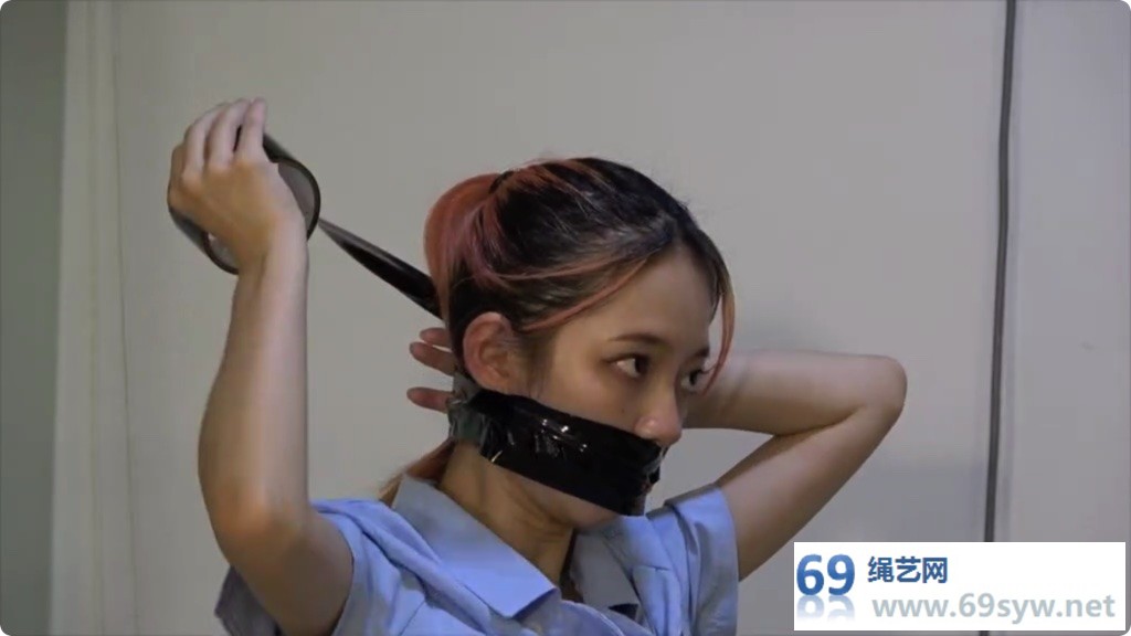 美束映画剧情 珊珊与小狐狸的黑白丝双人连缚 上/32分钟