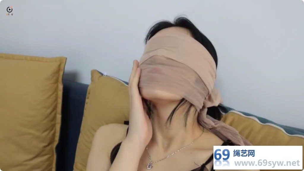 得意客剧情 恋物束缚 邻家女孩 上 沈妤 强制吸臭闻鞋外出/41分钟