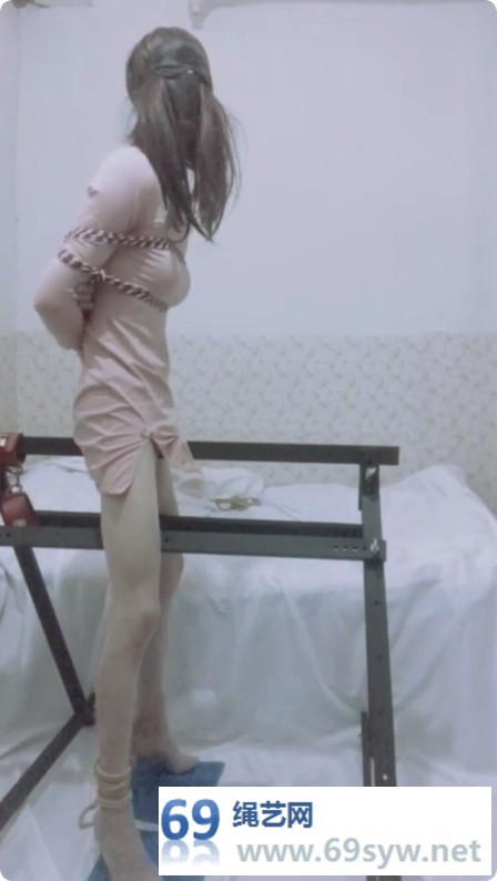 镣铐安妮 铁木马自缚 踮脚惩罚变态指压板/38分钟