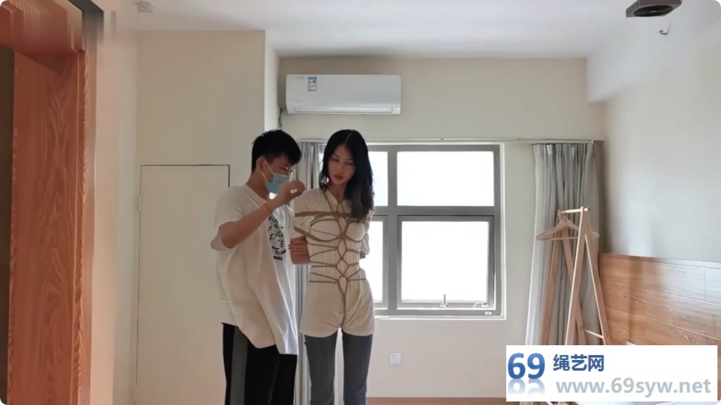 奥特曼 美人虐待 莞尔 美腿牛仔裤龟甲缚/21分钟