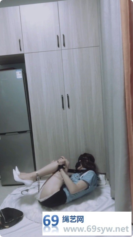 镣铐安妮 被捕获的女检察官 纤细美腿多套服装/54分钟