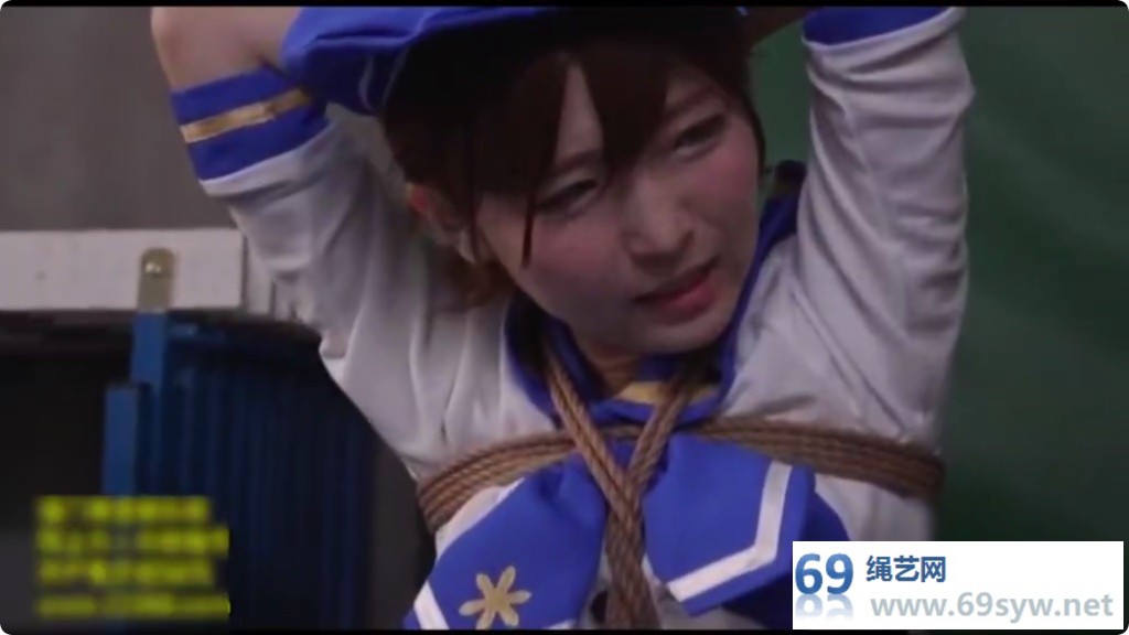 日版毛晓彤 緊縛コスプレ 佐倉絆 チェキ付き/18分钟