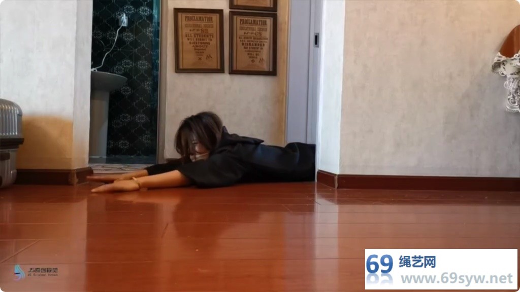 JS瑾萱 魔法囚徒 Part 2 学姐被神秘力量控制 魔法绳束缚囚禁/19分钟