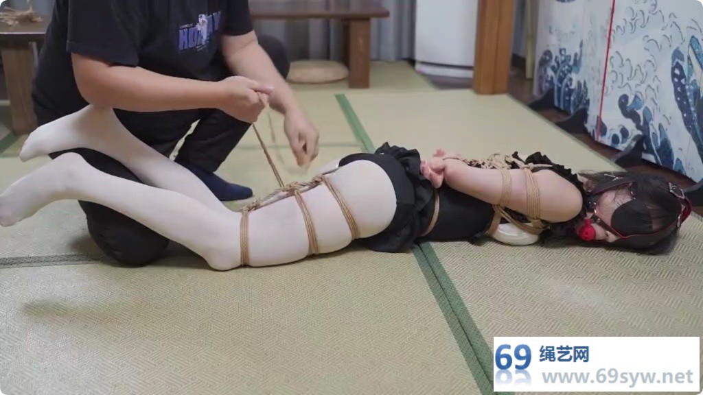 象人 小0 女仆白丝并腿极限驷马 马具口球固定/37分钟
