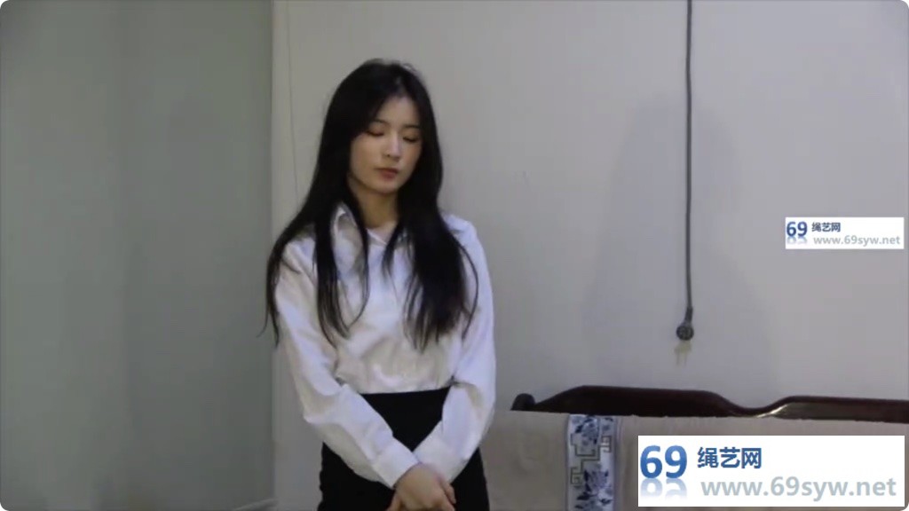 网盘 美束映画剧情 小狐狸 姗姗 菜鸟刑讯师与美女怪盗01/19分钟