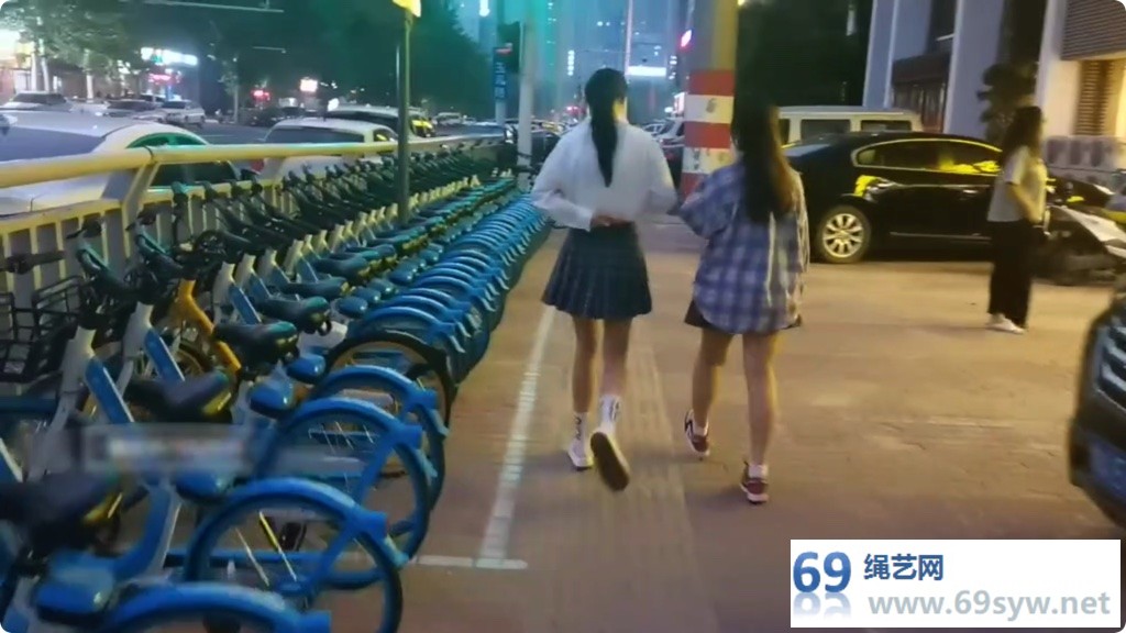 一绳所爱 优优和米粒到店体验绳艺捆绑 一开始就很硬核/34分钟