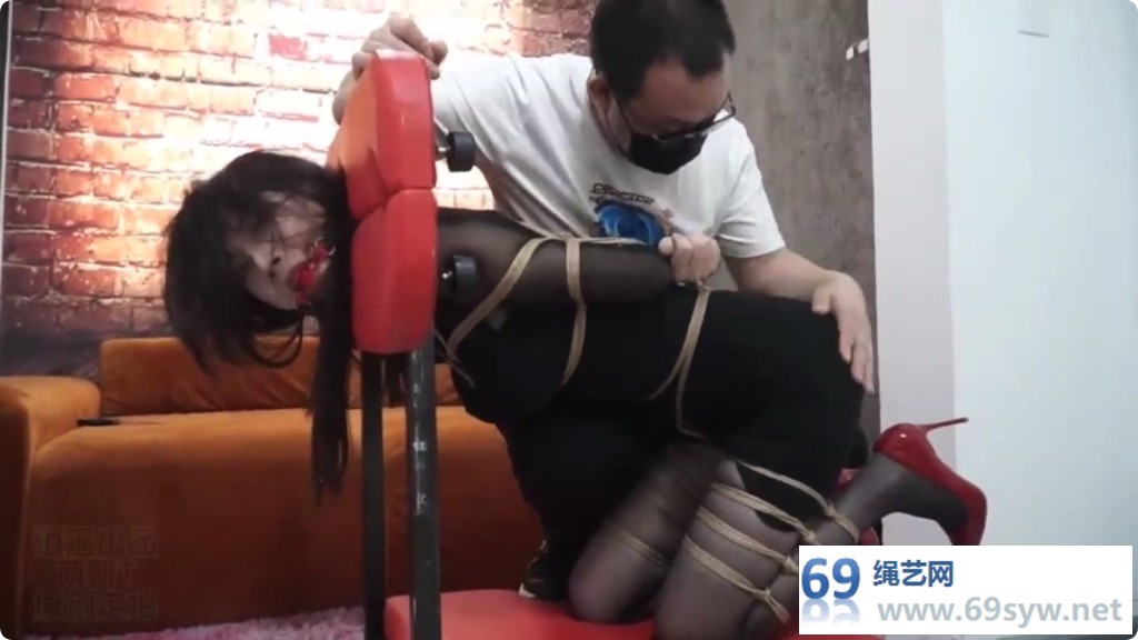 逍遥 柳洋 恶之花 诈欺美人邹佰茹 罚跪装置/23分钟