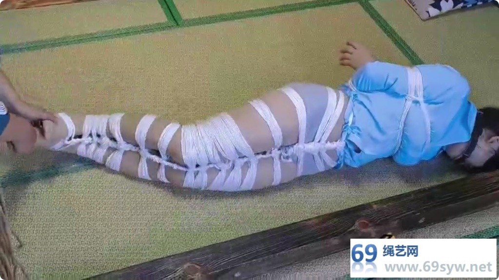 象人 小0-200米3毫米细绳紧虐，揉胸，股绳，折磨到哭/20分钟