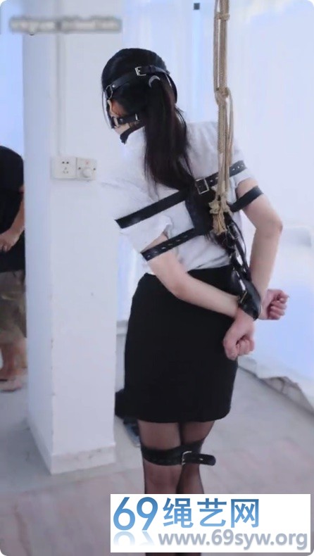 惩戒学园 惩戒OL 思思 制服皮具捆绑 皮具 马桶口塞/41分钟