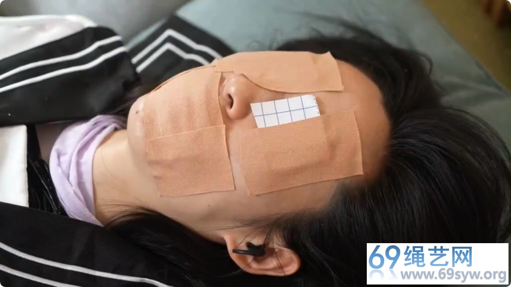 象人渎竺 嗷嗷 我的机器人女友 黑色胶带木乃伊伪装拘束/28分钟
