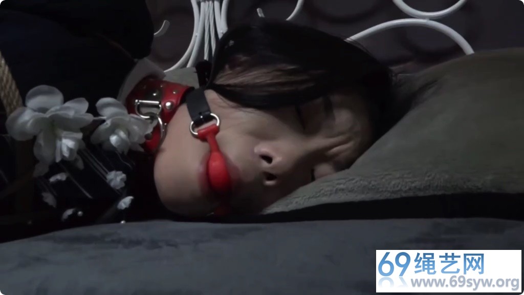 逍遥韩玉 校园霸凌复仇记 上 黑丝白丝团缚 超大口球/29分钟