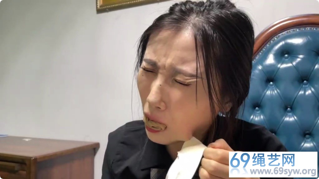 云雀 剧情 李然+七七（恩可） 双人紧缚自救 丝袜包头厚丝袜/33分钟