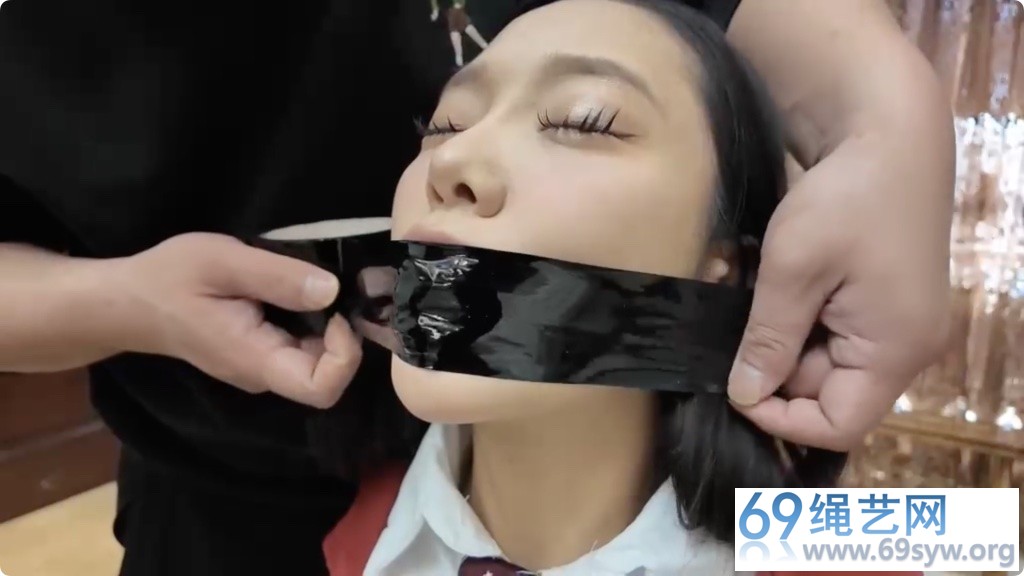 枫叶 驴驴 得罪快递员的下场 胶带单手套 胶带全包木乃伊/37分钟
