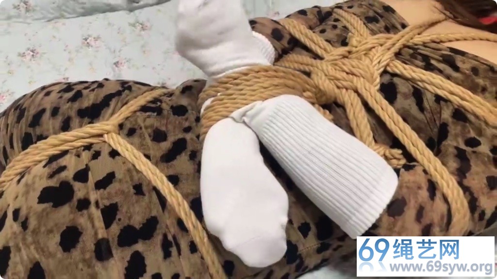 逍遥剧情 猎美陷阱 这么容易让你逃脱？/16分钟