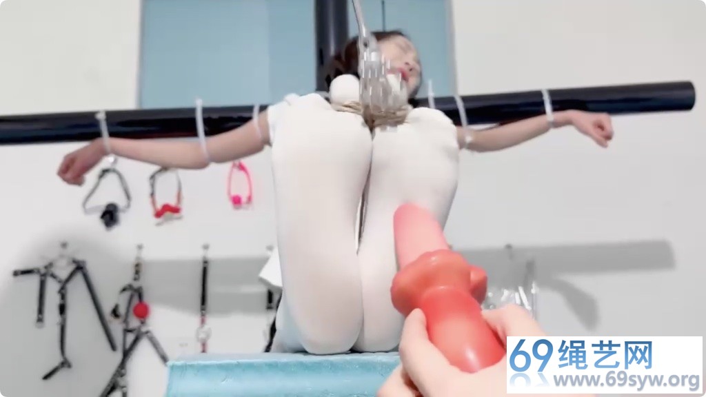 媚娘 老虎凳痛苦刑罚 女S女M 边窒息边TK/22分钟
