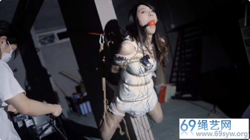 面具男 CD伪娘 苏珊 极品大长腿 电击震动 榨！/91分钟/20积分
