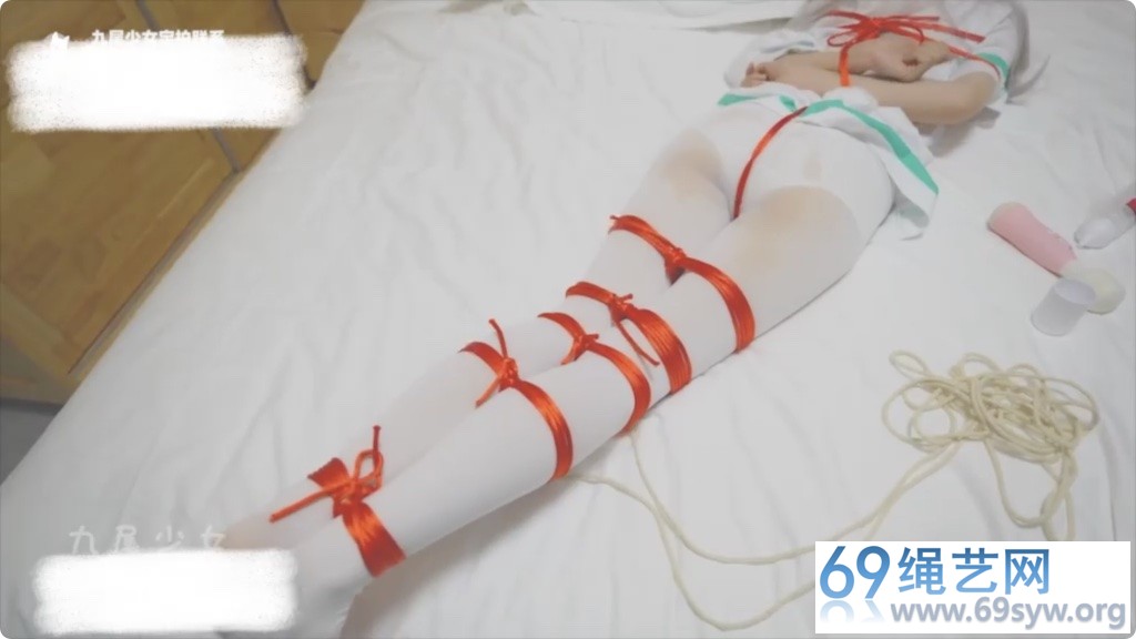  九尾少女 COS系列 极品白丝大长腿/31分钟/10积分