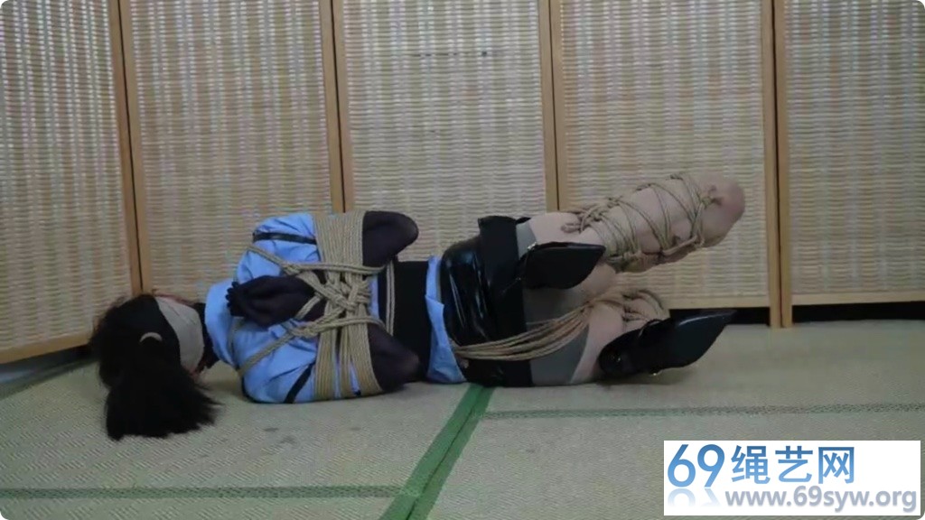 象人 嗷嗷 超严密紧缚 女搜查官捆绑挣脱挑战03/31分钟