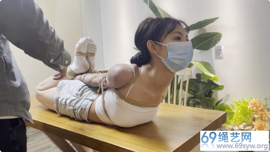 奥特曼也很酷 7个妹子的绳艺日常/77分钟